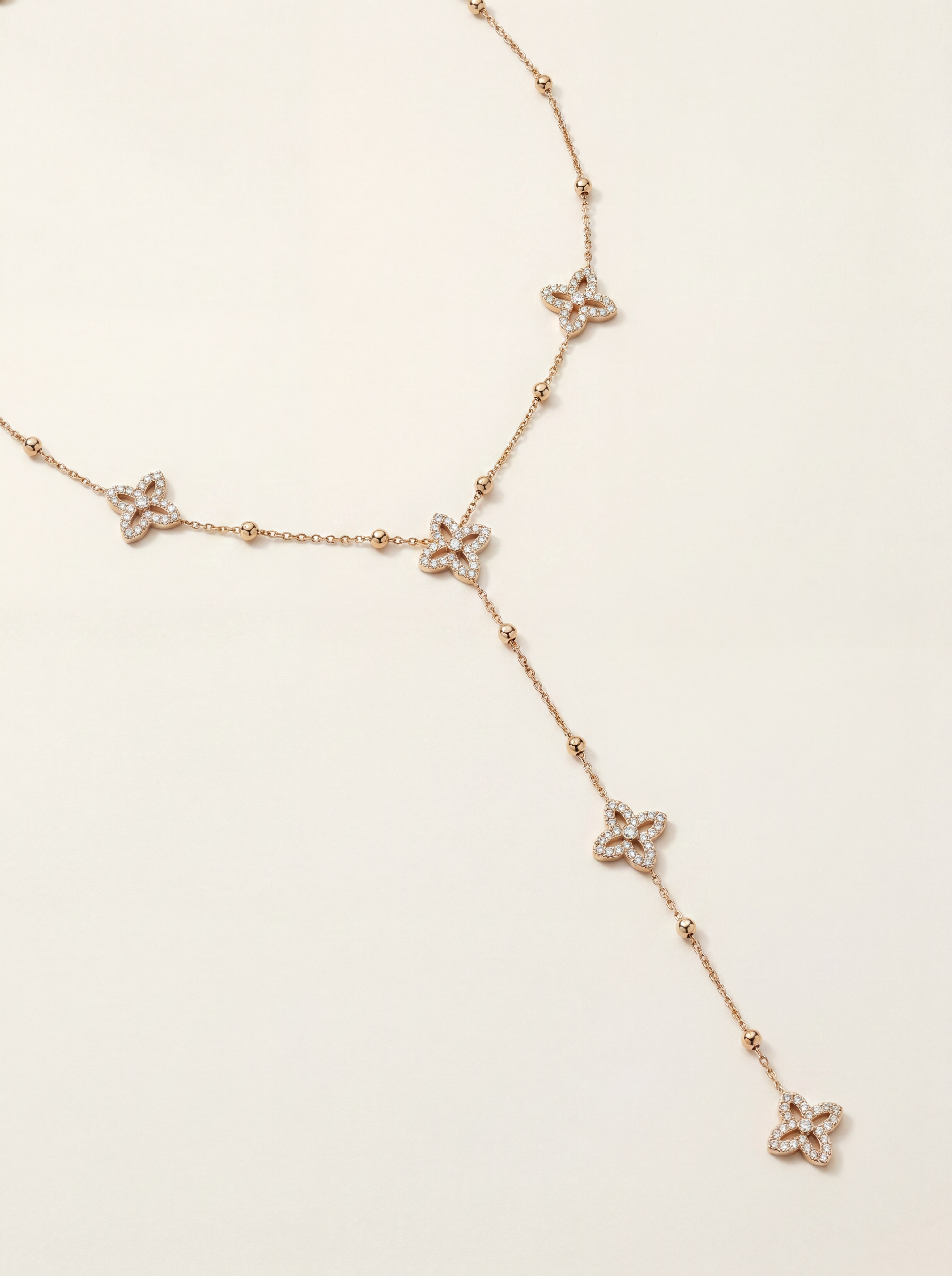 COLLIER IVORY