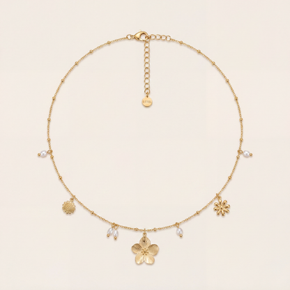 COLLIER OYA