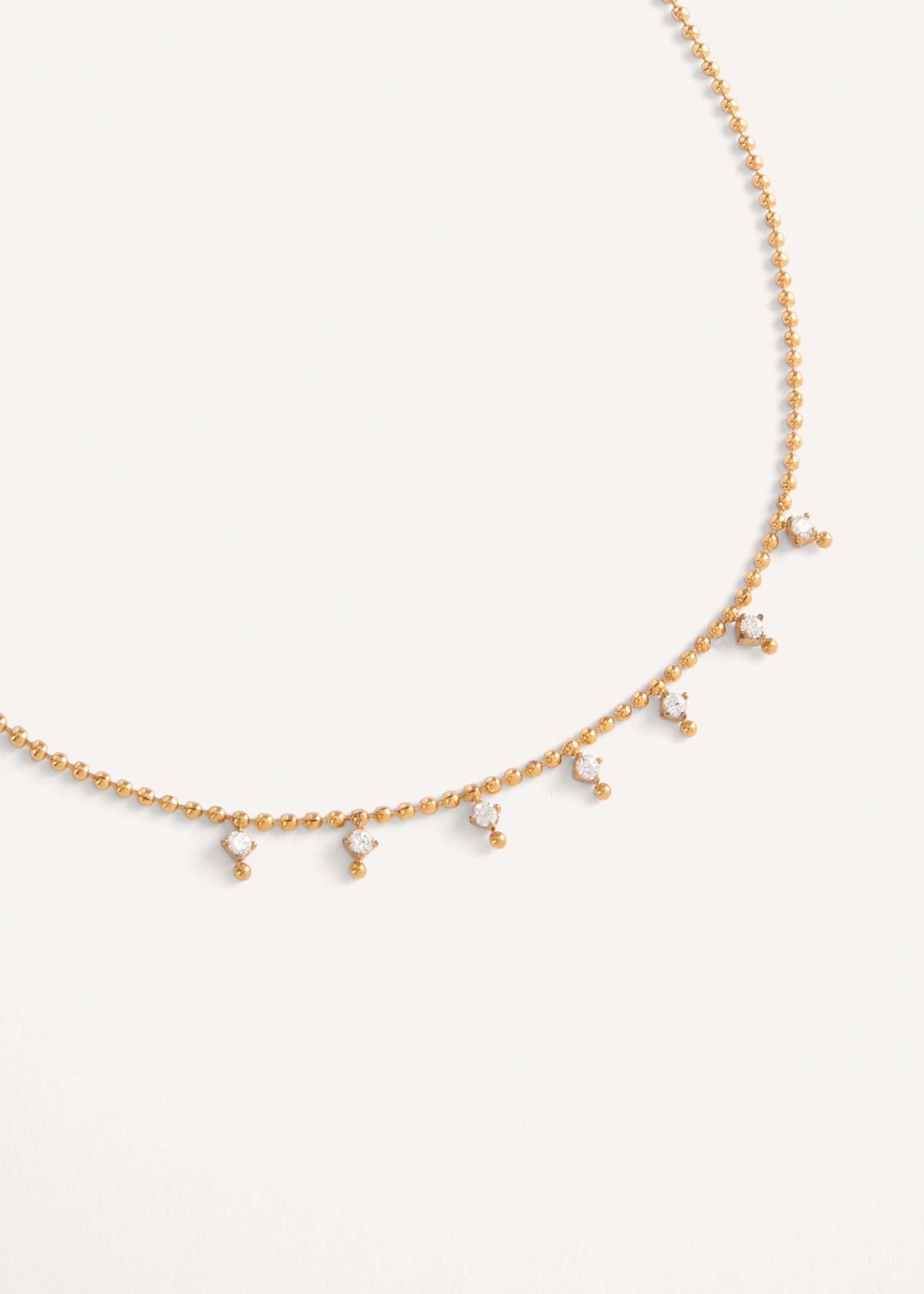 COLLIER IVY